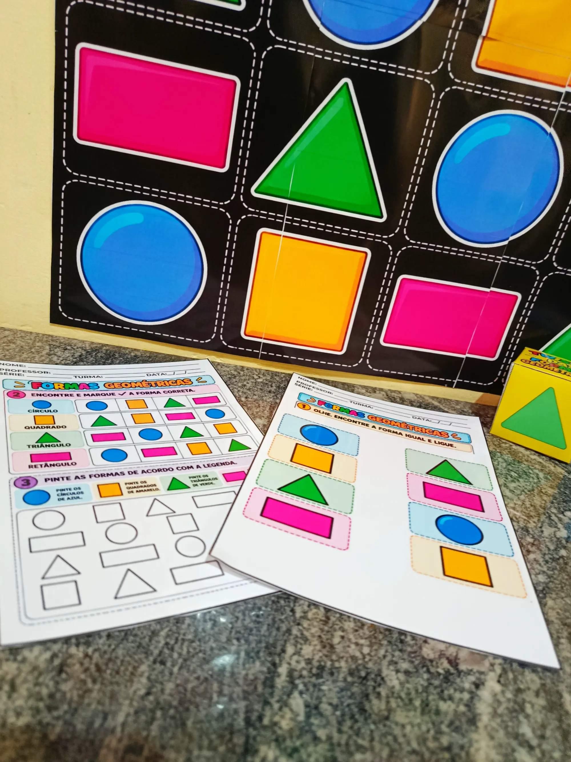TWISTER DAS FORMAS GEOMÉTRICAS – JOGO PEDAGÓGICO PARA SALA AEE — amostra 1: TWISTER DAS FORMAS GEOMÉTRICAS – JOGO…