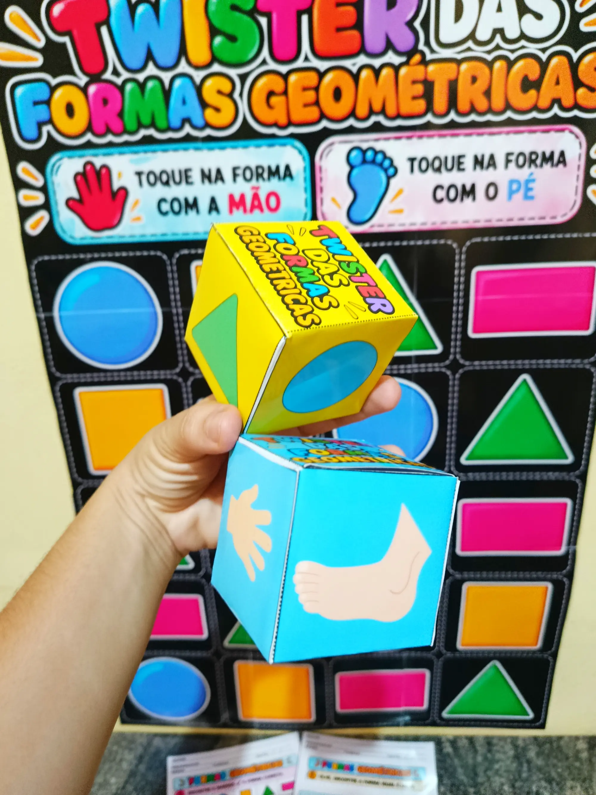 TWISTER DAS FORMAS GEOMÉTRICAS – JOGO PEDAGÓGICO PARA SALA AEE — amostra 2: A EDUCAÇÃO ESPECIAL