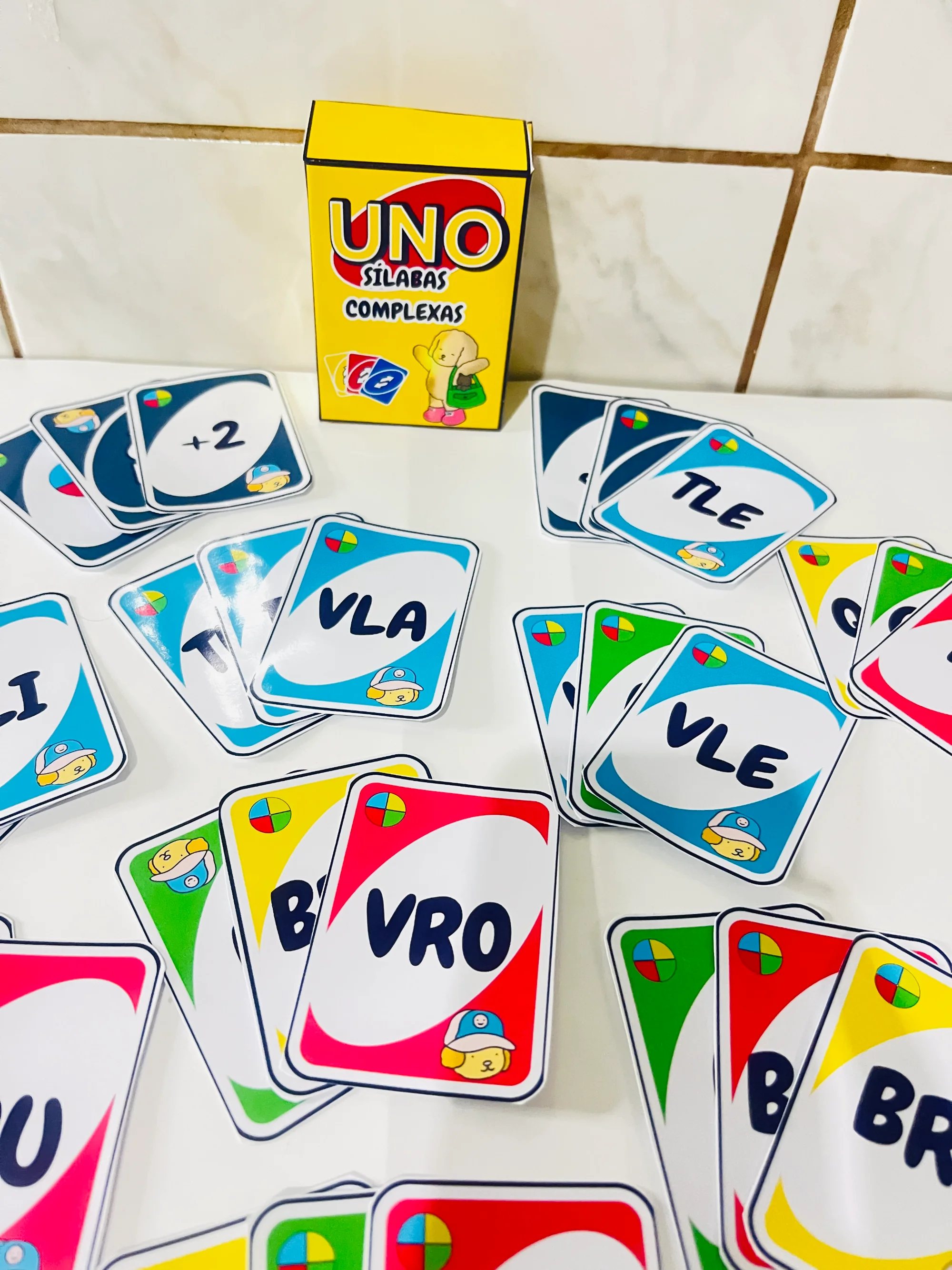 🃏✨ UNO DAS SÍLABAS COMPLEXAS– ALFABETIZAÇÃO INICIAL — amostra 5: Com o UNO DAS SÍLABAS – Bobbie Goods , seus alunos vão…