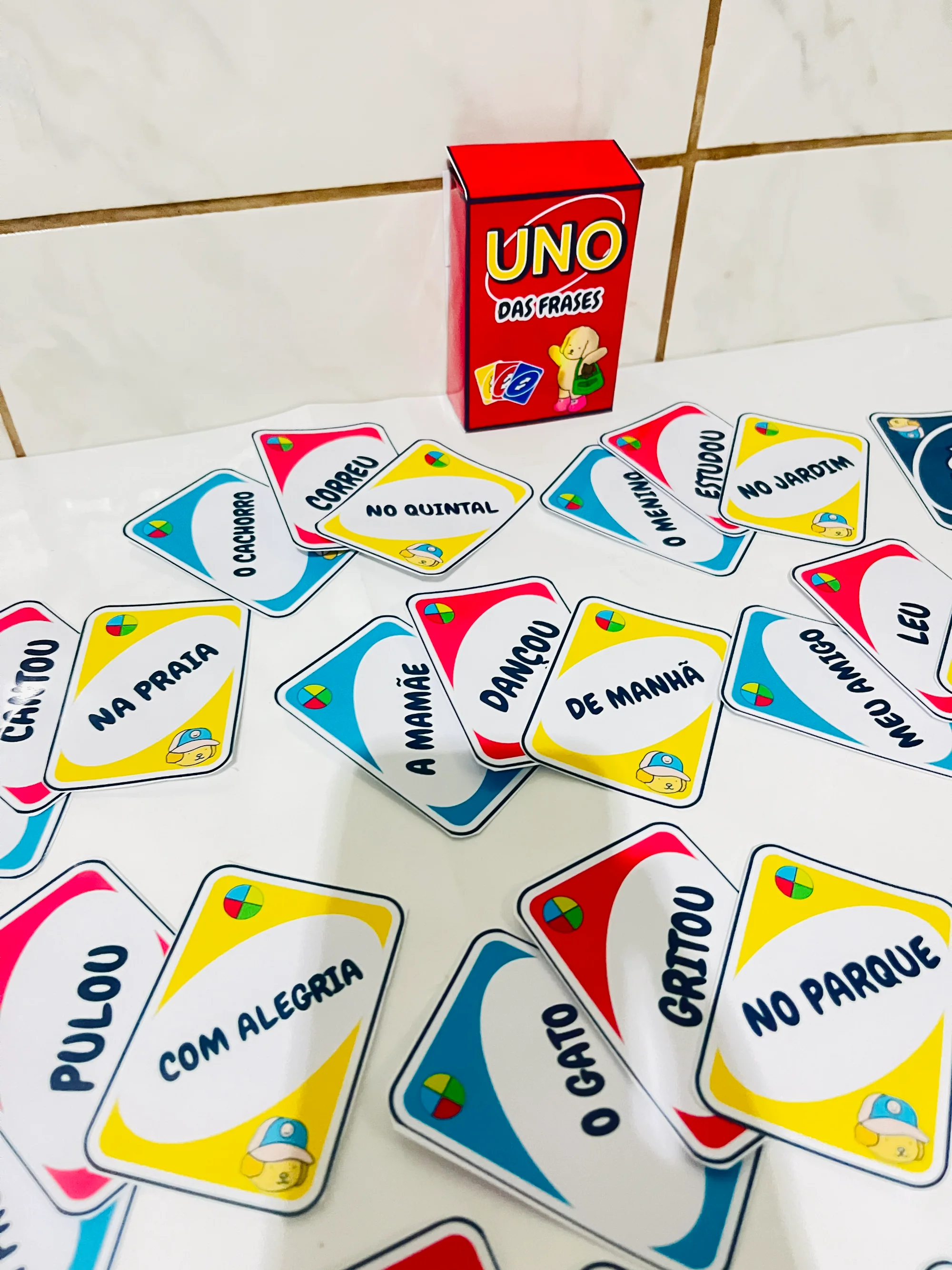 🎲📚 UNO DE FRASES – BOBBIE GOODS- ALFABETIZAÇÃO INICIAL — amostra 3: O UNO de Frases – Bobbie Goods transforma o momento…