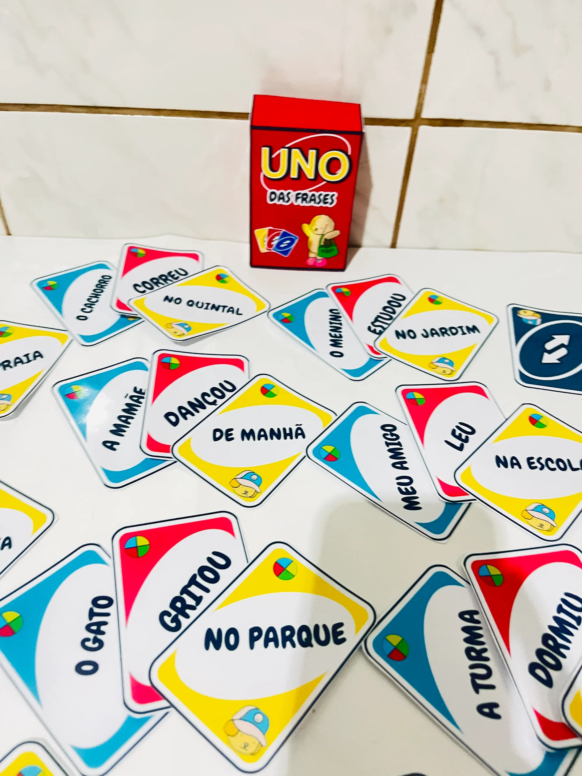 🎲📚 UNO DE FRASES – BOBBIE GOODS- ALFABETIZAÇÃO INICIAL — amostra 4: O UNO de Frases – Bobbie Goods transforma o momento…
